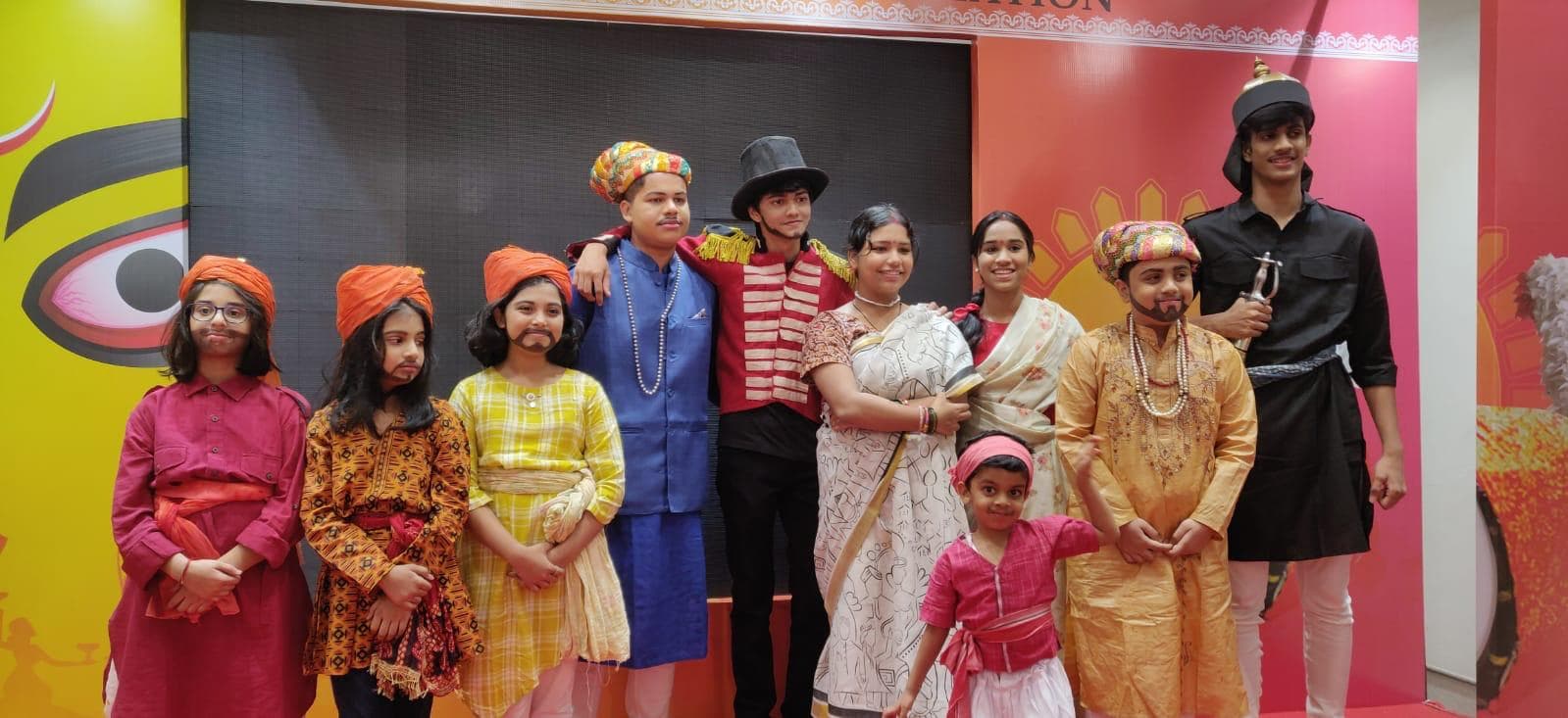 Cultural evening at Ananda Utsav